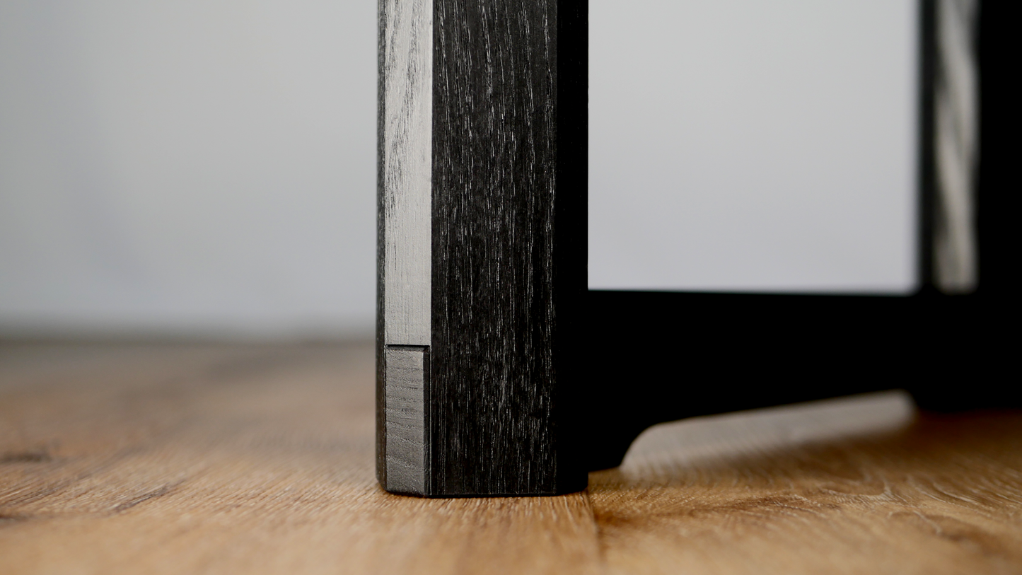 Sovahn Stool